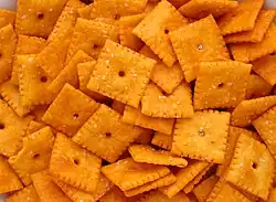 Cheez-it cheesy crackers