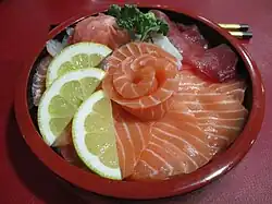 Chirashi (chirashizushi)