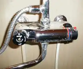 Usability faucet with thermostat