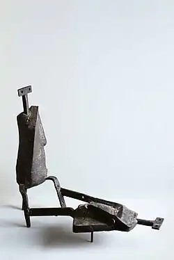 The Couple (1964), iron, plaster, h. 44 cm