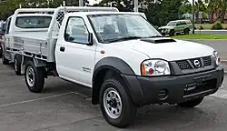 2010–2011 Facelift Nissan D22 Navara DX regular cab (Australia). Note: updated exterior door handles from 2009 onwards.