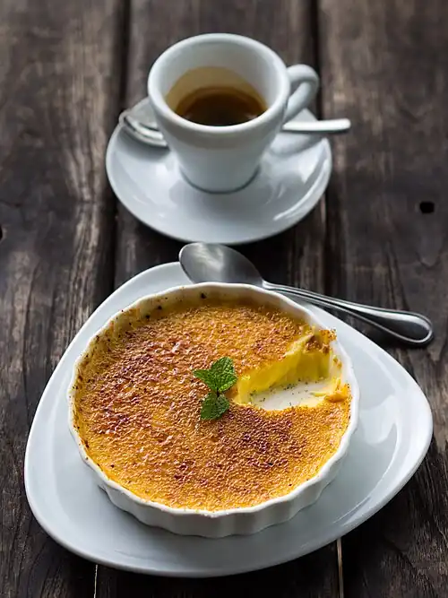 Caramelized crust on a crème brûlée