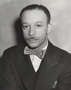 Painter, sculptor, illustrator and muralist Charles Alston in 1939.