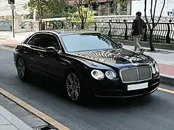 Bentley Flying Spur V8 front