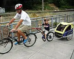 Bike trailer for toddlers and small children