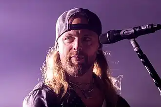 Tuck performing at Alpen Flair in 2023