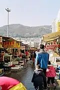 Hoe (Korean raw fish dish) restaurants in the market