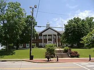 Butler County Courthouse in Morgantown