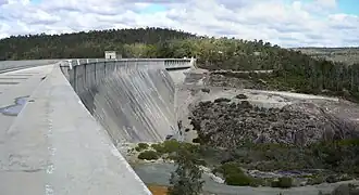 Canning Dam wall, from the top of the walkway