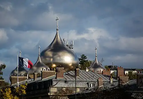 Holy Trinity seen from the Passerelle Debilly
