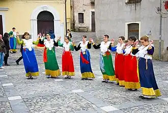 Arbëreshë dance, Civita
