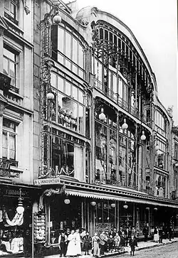 À L'Innovation department store, pictured soon after its opening in 1901