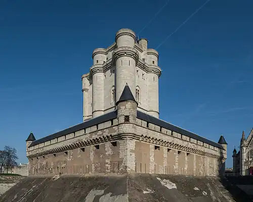 The keep of the Château de Vincennes (restored in the 1860s)