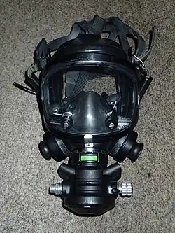 Draeger Panorama full-face mask with Apeks P-ported demand valve. Upper front view.
