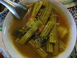 Dunt-dalun chin-yei, Burmese drumstick sour soup