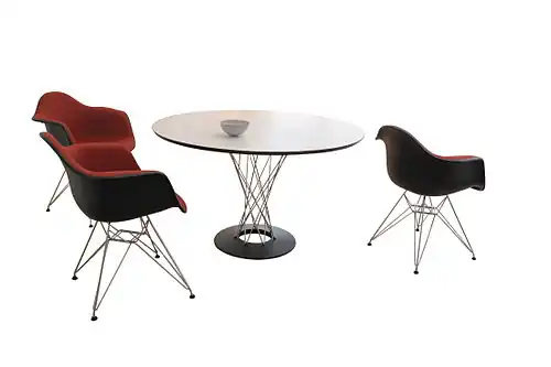 DSR "Eiffel-Tower base" model with upholstery