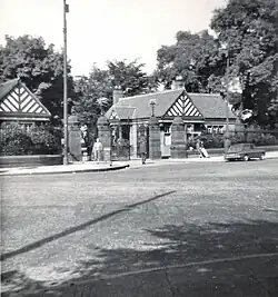 New gates and lodges at Glasgow Botanic Gardens, 1894