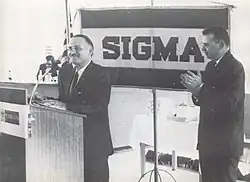 Don Luis A. Ferré (left)