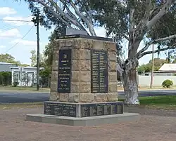 Gulargambone War Memorial