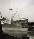 SS 'Margarethe Cords', unloading of imported timber at the P &K pier, 1929