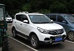 Huansu S2 pre-facelift front