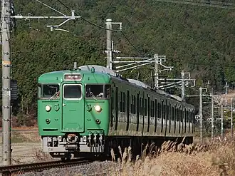 An image of a JR West series 113 electric multiple unit on the Kusatsu Line.