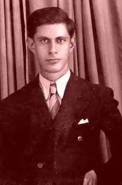 Dildar in 1944