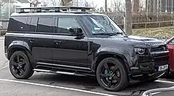 Defender 110 V8 Bond Edition