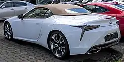 LC 500 Convertible (URZ100)