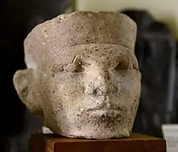 Limestone head of an early dynastic king, its provenance is unknown and has no inscriptions (Petrie Museum, London)