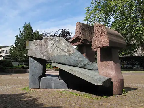 Triade, Giancarlo Sangregorio