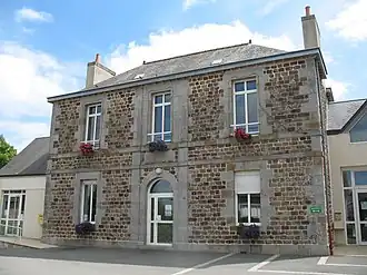 The town hall of Luitré