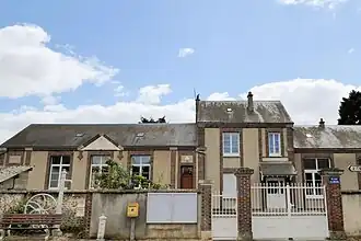 The town hall and school in Mittainvilliers-Vérigny