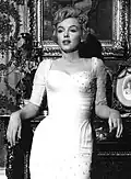 Actress Marilyn Monroe was perceived as the queen of curves in the 1950s.[175] Her image has been used to popularize the hourglass figure.