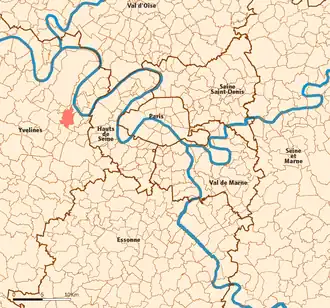 Location (in red) within Paris inner and outer suburbs