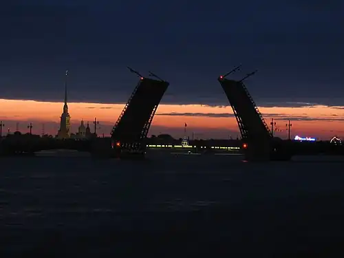 Palace Bridge. White Nights. 01:23, June 13, 2003