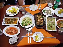 Lunch at a restaurant in Pyongyang