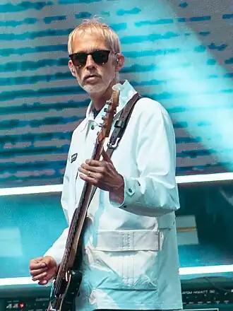 OasisWembleyStadium030825-35 (cropped).jpg