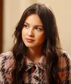 Olivia Rodrigo in a pink top