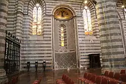 Orvieto Cathedral, traverse view