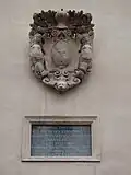 Palazzo Giustiniani Baggio, coat of arms