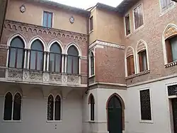 Palazzo Roi, courtyard