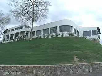 The Wrigley Mansion in Phoenix, Arizona, was built between 1929 and 1931. It is located at 2501 East Telewa Trail. The historic mansion is also known as “La Colina Solana”. The mansion has been designated as a Phoenix Point of Pride. The mansion was listed as the “William Wrigley Jr., Winter Cottage” on the National Register of Historic Places on August 16, 1989, ref.: #89001045.