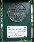 Plaque in honour of the Spanish soldiers of La Nueve, in the Square Gustave-Mesurer, Place Pinel (13th Arrondissement).
