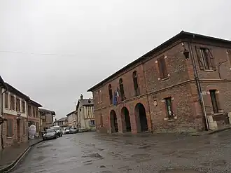 The town hall in Poucharramet