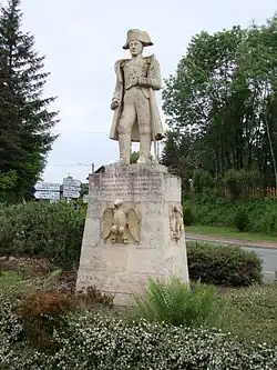 A statue of Napoléon I at the Col des Écharmeaux