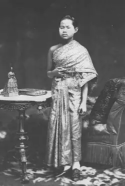 Queen Sunandha, one of the four consorts of King Chulalongkorn with the early Rattanakosin style clothing