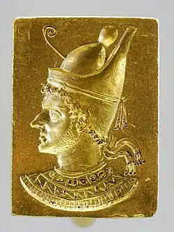 Ring of Ptolemy VI Philometor wearing the Pschent Double Crown, 3rd to 2nd Century BC. Ptolemaic rulers wore the Pschent in Egypt only and wore the Greek diadem in the other territories