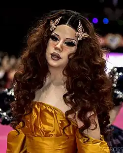 Season 14 winner Willow Pill