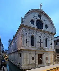 photo of facade of Santa Maria dei Miracoli